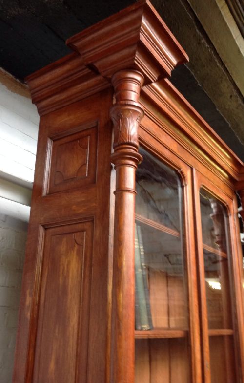 LARGE OAK FRENCH INVERTED BREAKFRONT BOOKCASE - ADDITIONAL PHOTO 4
