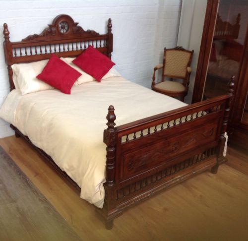 french oak carved bed - CATEGORY: ANTIQUE BEDS - DATED 1900