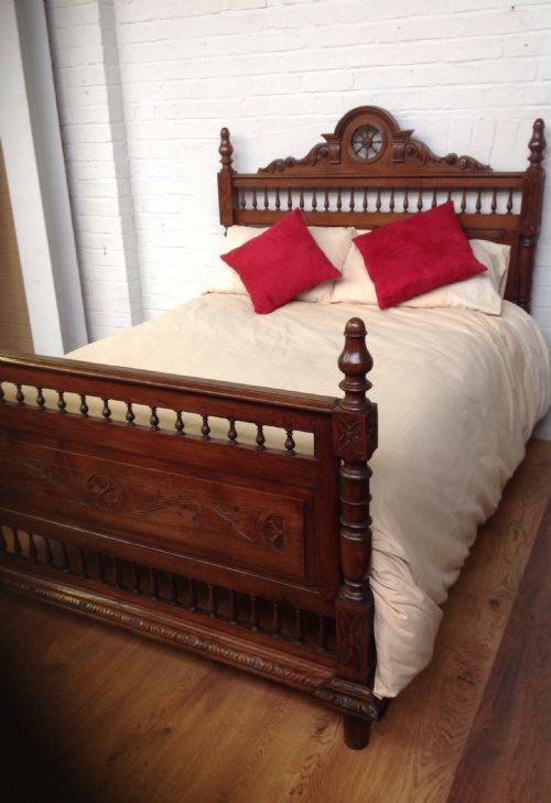 FRENCH OAK CARVED BED - ADDITIONAL PHOTO 11