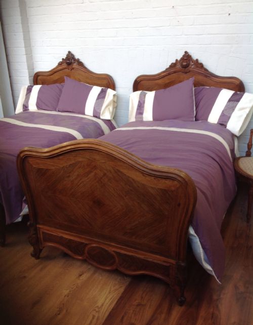 pair of rosewood french beds - CATEGORY: ANTIQUE BEDS - DATED 1890