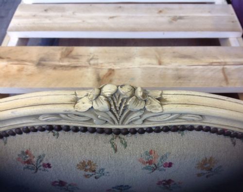 PAIR OF FRENCH UPHOLSTERED BEDS - ADDITIONAL PHOTO 4