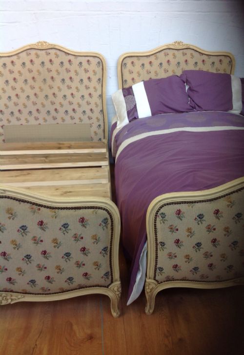 PAIR OF FRENCH UPHOLSTERED BEDS - ADDITIONAL PHOTO 7