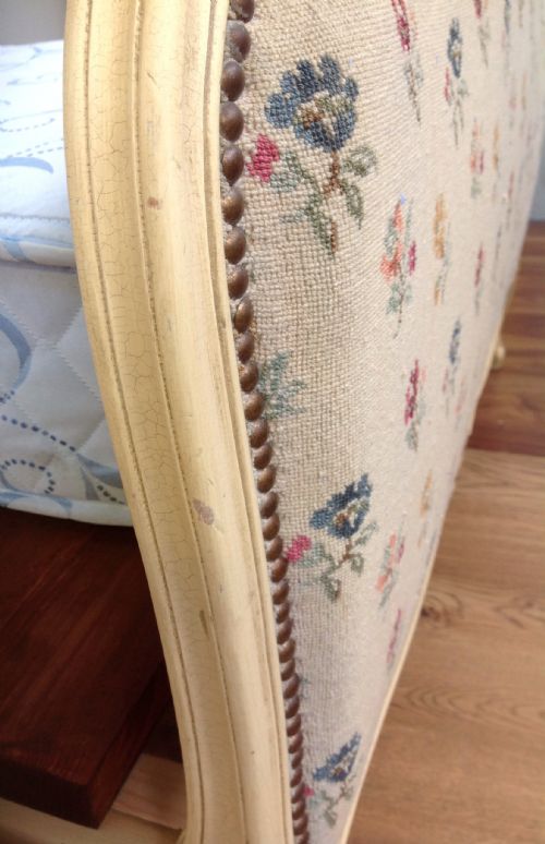 PAIR OF FRENCH UPHOLSTERED BEDS - ADDITIONAL PHOTO 13