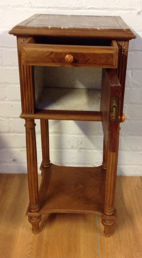 FRENCH WALNUT BEDSIDE CABINET - ADDITIONAL PHOTO 2
