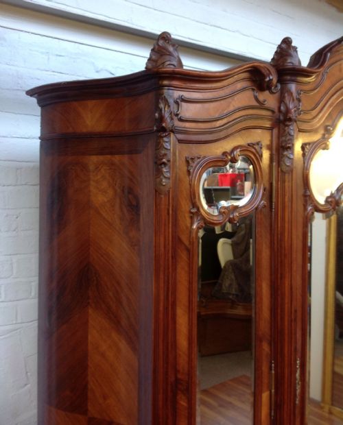 LARGE FRENCH ROSEWOOD ARMOIRE - ADDITIONAL PHOTO 3