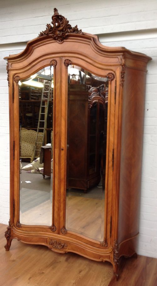 CARVED WALNUT FRENCH ARMOIRE - ADDITIONAL PHOTO 9