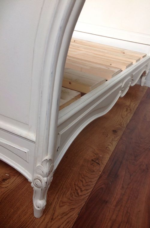 PAINTED FRENCH DOUBLE BED - ADDITIONAL PHOTO 3