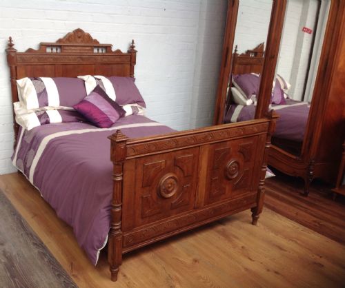 french carved oak bed - CATEGORY: ANTIQUE BEDS - DATED 1900