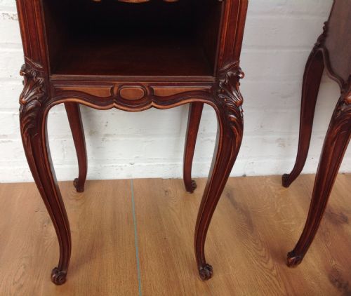 PAIR OF FRENCH ROSEWOOD BEDSIDE CABINETS - ADDITIONAL PHOTO 9