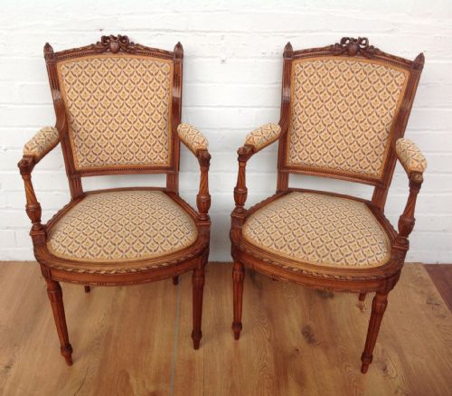 FRENCH WALNUT SOFA SUITE - ADDITIONAL PHOTO 1