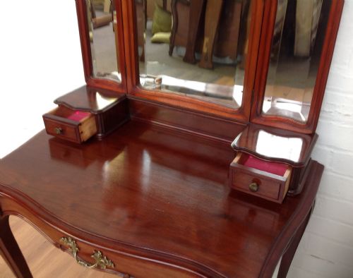 FRENCH MAHOGANY DRESSING TABLE DESK - ADDITIONAL PHOTO 3