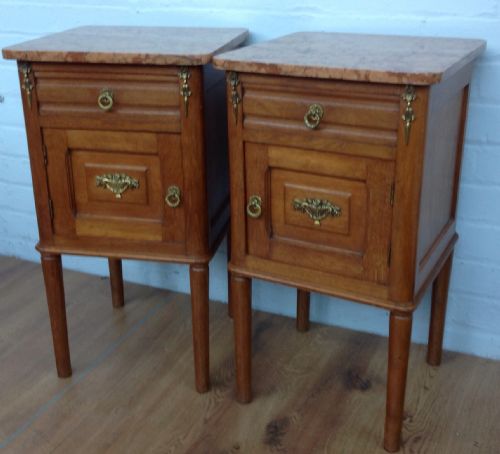 PAIR OF OAK FRENCH BEDSIDE CABINETS - ADDITIONAL PHOTO 1