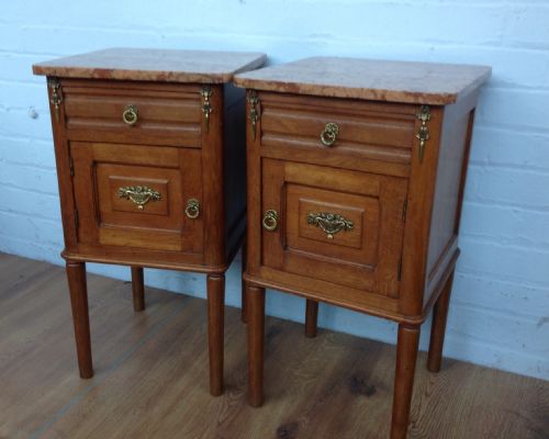 PAIR OF OAK FRENCH BEDSIDE CABINETS - ADDITIONAL PHOTO 8