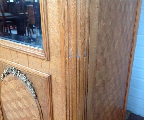 LARGE BREAKFRONT OAK FRENCH ARMOIRE - ADDITIONAL PHOTO 10