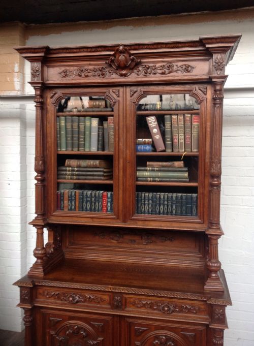 CARVED OAK INVERTED BREAKFRONT FRENCH BOOKCASE - ADDITIONAL PHOTO 5