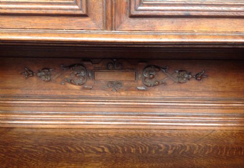 CARVED OAK INVERTED BREAKFRONT FRENCH BOOKCASE - ADDITIONAL PHOTO 10