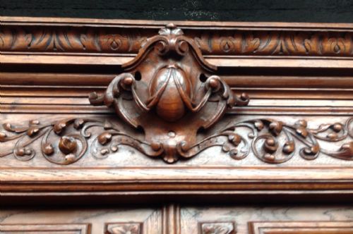 CARVED OAK INVERTED BREAKFRONT FRENCH BOOKCASE - ADDITIONAL PHOTO 12