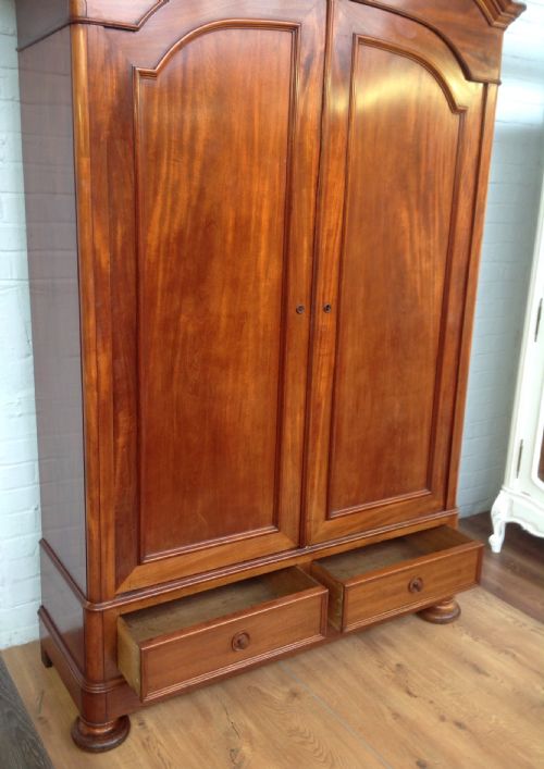 FRENCH MAHOGANY ARMOIRE - ADDITIONAL PHOTO 6