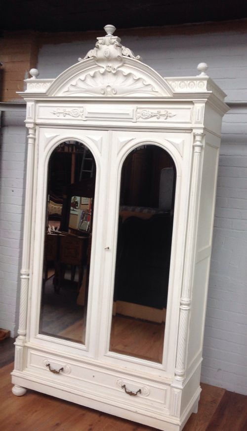 FRENCH PAINTED LARGE ARMOIRE - ADDITIONAL PHOTO 4