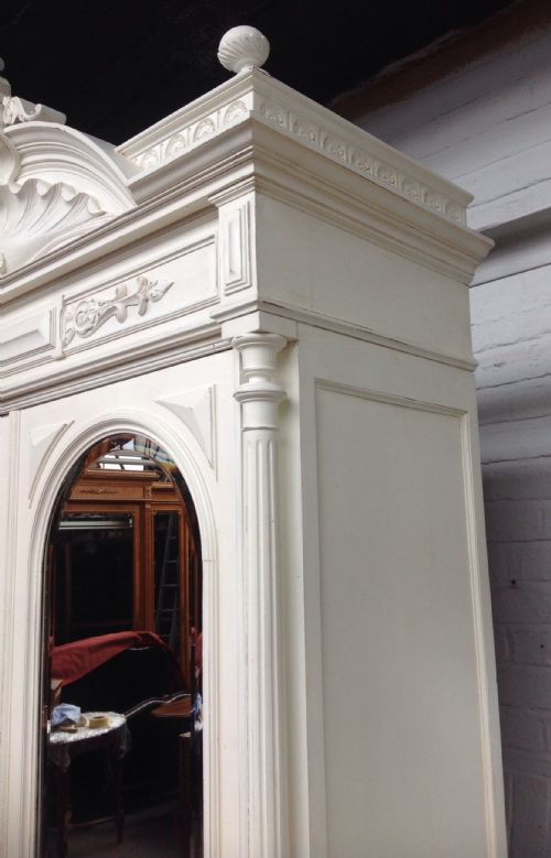 FRENCH PAINTED LARGE ARMOIRE - ADDITIONAL PHOTO 13