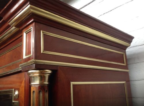 QUALITY FRENCH INLAID ARMOIRE WITH BOULLE DETAIL - ADDITIONAL PHOTO 5