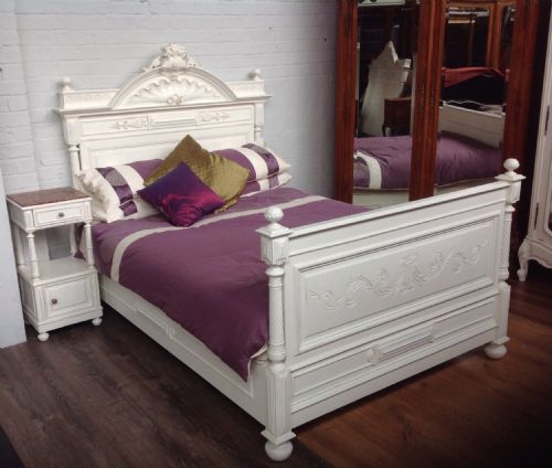 painted french kingsize bed - CATEGORY: ANTIQUE BEDS - DATED 1900