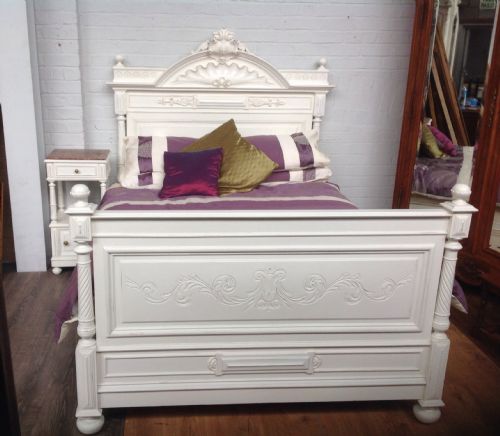 PAINTED FRENCH KINGSIZE BED - ADDITIONAL PHOTO 10