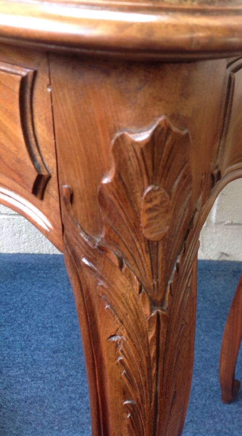 FRENCH CARVED WALNUT DRESSING TABLE - ADDITIONAL PHOTO 4