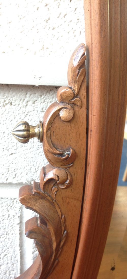 FRENCH CARVED WALNUT DRESSING TABLE - ADDITIONAL PHOTO 6