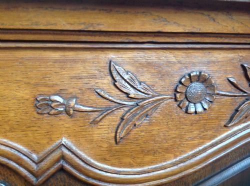 CARVED OAK PROVENAL DOUBLE BED - ADDITIONAL PHOTO 4