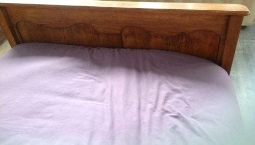 CARVED OAK PROVENAL DOUBLE BED - ADDITIONAL PHOTO 9