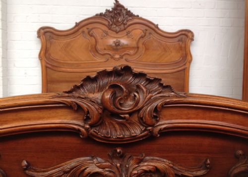 ORNATELY CARVED FRENCH WALNUT KINGSIZE BED - ADDITIONAL PHOTO 7