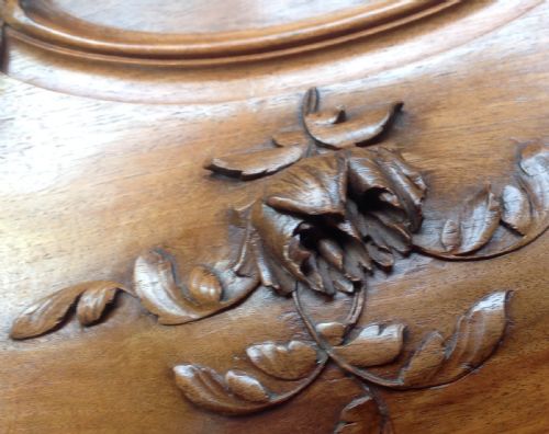 ORNATELY CARVED FRENCH WALNUT KINGSIZE BED - ADDITIONAL PHOTO 13