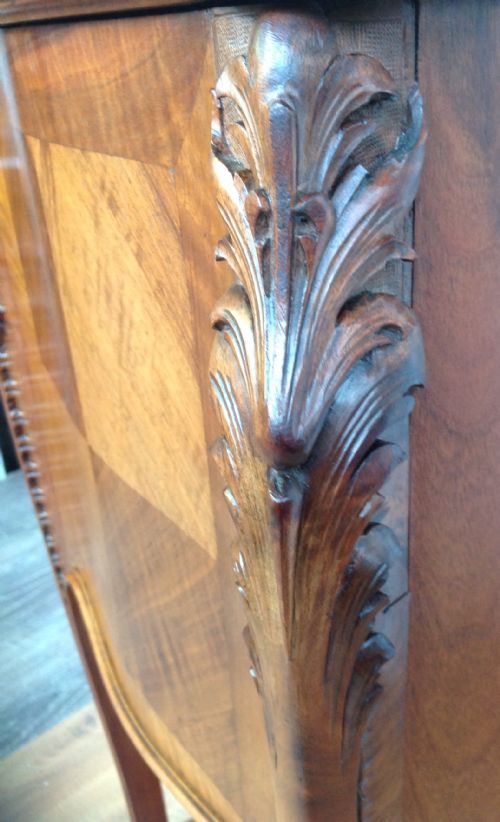 ANTIQUE FRENCH WALNUT SERPENTINE BEDSIDE CABINET - ADDITIONAL PHOTO 9
