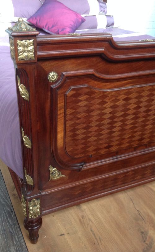 KINGSIZE FRENCH ROSEWOOD BED - ADDITIONAL PHOTO 1