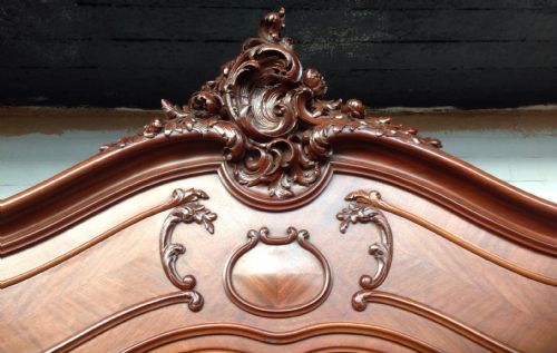 LARGE TRIPLE BREAKFRONT FRENCH ARMOIRE - ADDITIONAL PHOTO 3