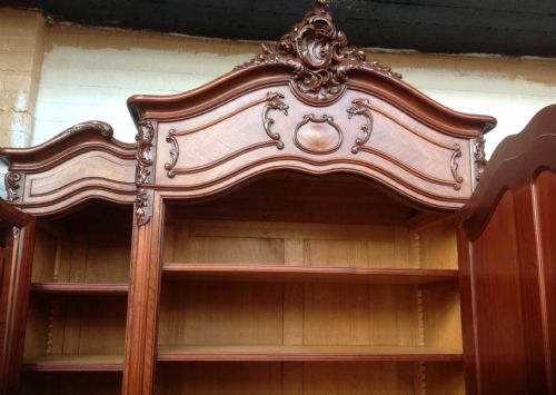 LARGE TRIPLE BREAKFRONT FRENCH ARMOIRE - ADDITIONAL PHOTO 5