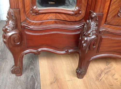 LARGE TRIPLE BREAKFRONT FRENCH ARMOIRE - ADDITIONAL PHOTO 6