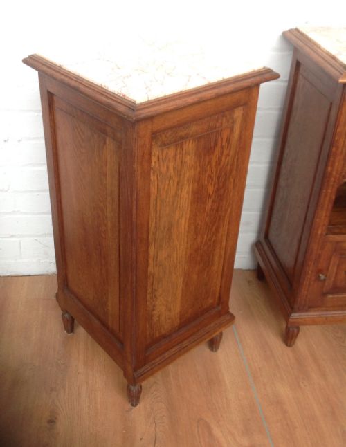 PAIR OF FRENCH OAK BEDSIDE CABINETS - ADDITIONAL PHOTO 3