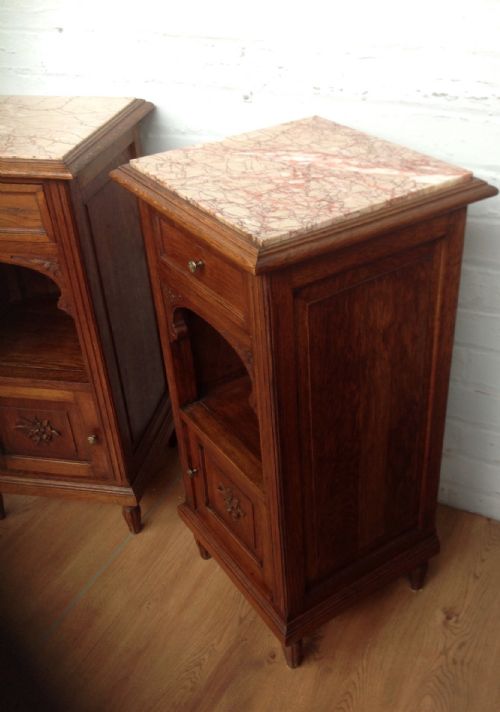 PAIR OF FRENCH OAK BEDSIDE CABINETS - ADDITIONAL PHOTO 11