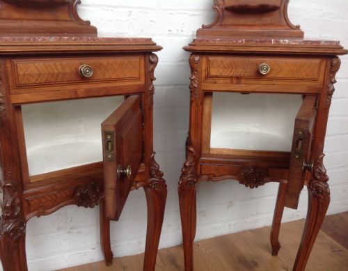 PAIR OF ANTIQUE FRENCH BEDSIDE CABINETS - ADDITIONAL PHOTO 5