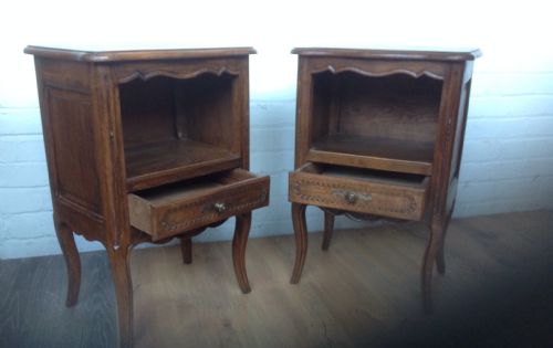OAK FRENCH UPHOLSTERED CARVED MARRIAGE BED AND BEDSIDES - ADDITIONAL PHOTO 3