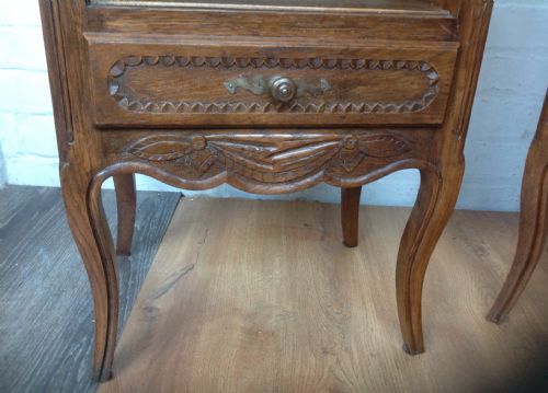 OAK FRENCH UPHOLSTERED CARVED MARRIAGE BED AND BEDSIDES - ADDITIONAL PHOTO 9