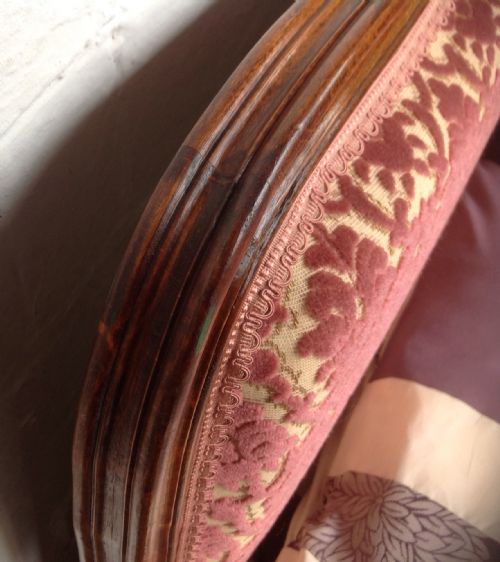 CARVED WALNUT UPHOLSTERY FRENCH BED - ADDITIONAL PHOTO 4