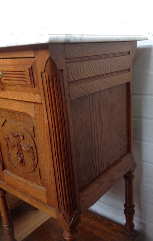 PAIR OF FRENCH OAK BEDSIDE CABINETS - ADDITIONAL PHOTO 5