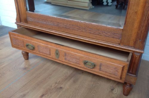 ANTIQUE FRENCH OAK CARVED ARMOIRE - ADDITIONAL PHOTO 6