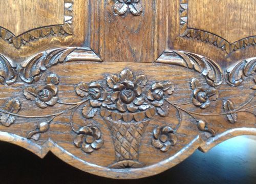 ORNATELY CARVED FRENCH OAK DOUBLE BED - ADDITIONAL PHOTO 1