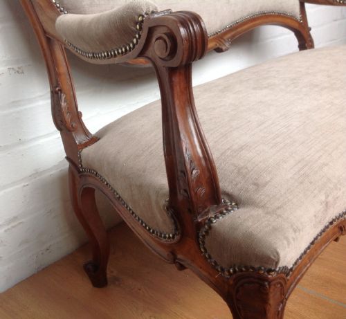 CARVED FRENCH WALNUT SOFA SUITE - ADDITIONAL PHOTO 5
