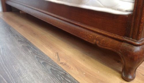 CARVED OAK FRENCH KINGSIZE BED - ADDITIONAL PHOTO 3