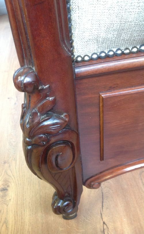 KINGSIZE MAHOGANY CARVED FRENCH BED - ADDITIONAL PHOTO 3